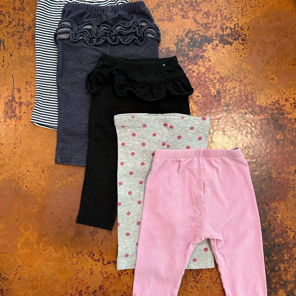 5 Pairs of Baby Leggings